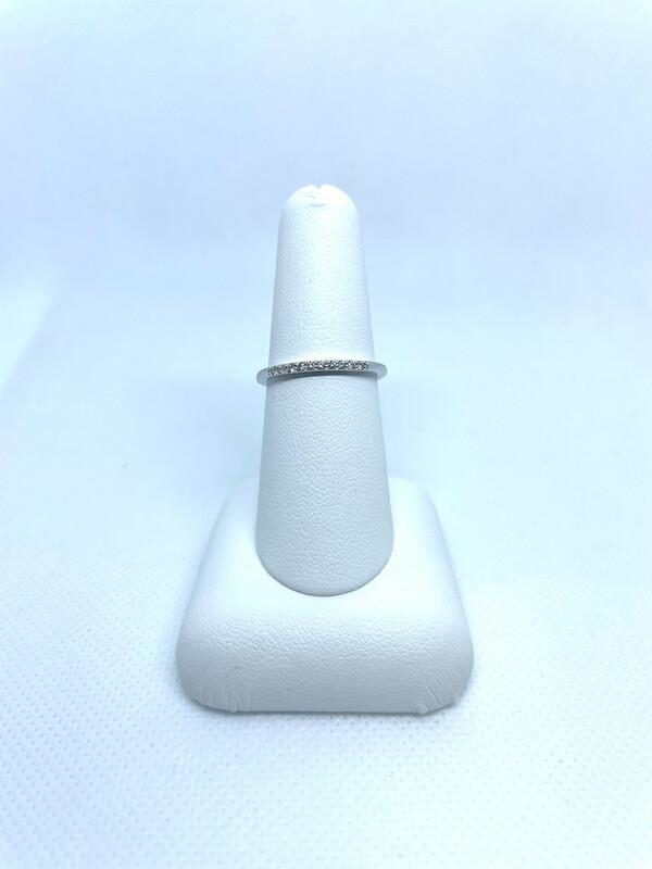 1/10 Carat 10k WG Anniversary Prong Band