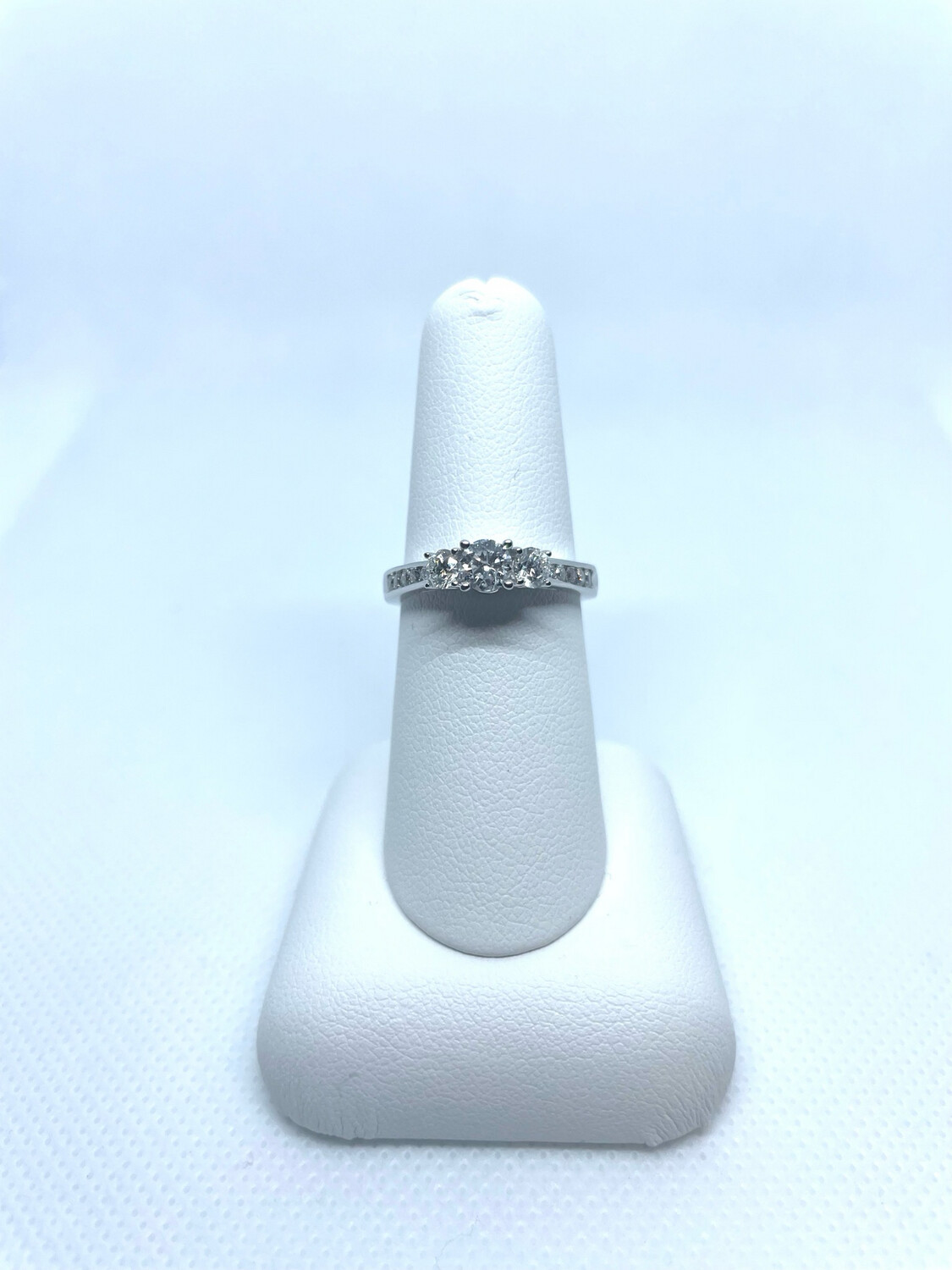1 Carat 14k WG 3 Stone Band