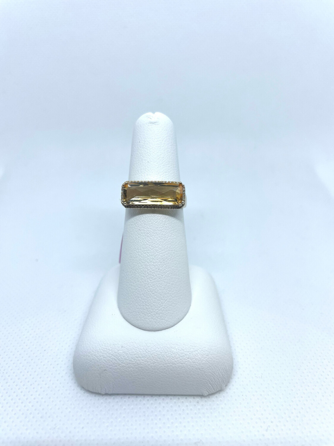 14K Citrine4.68/Dia. 0.15 Faceted Top