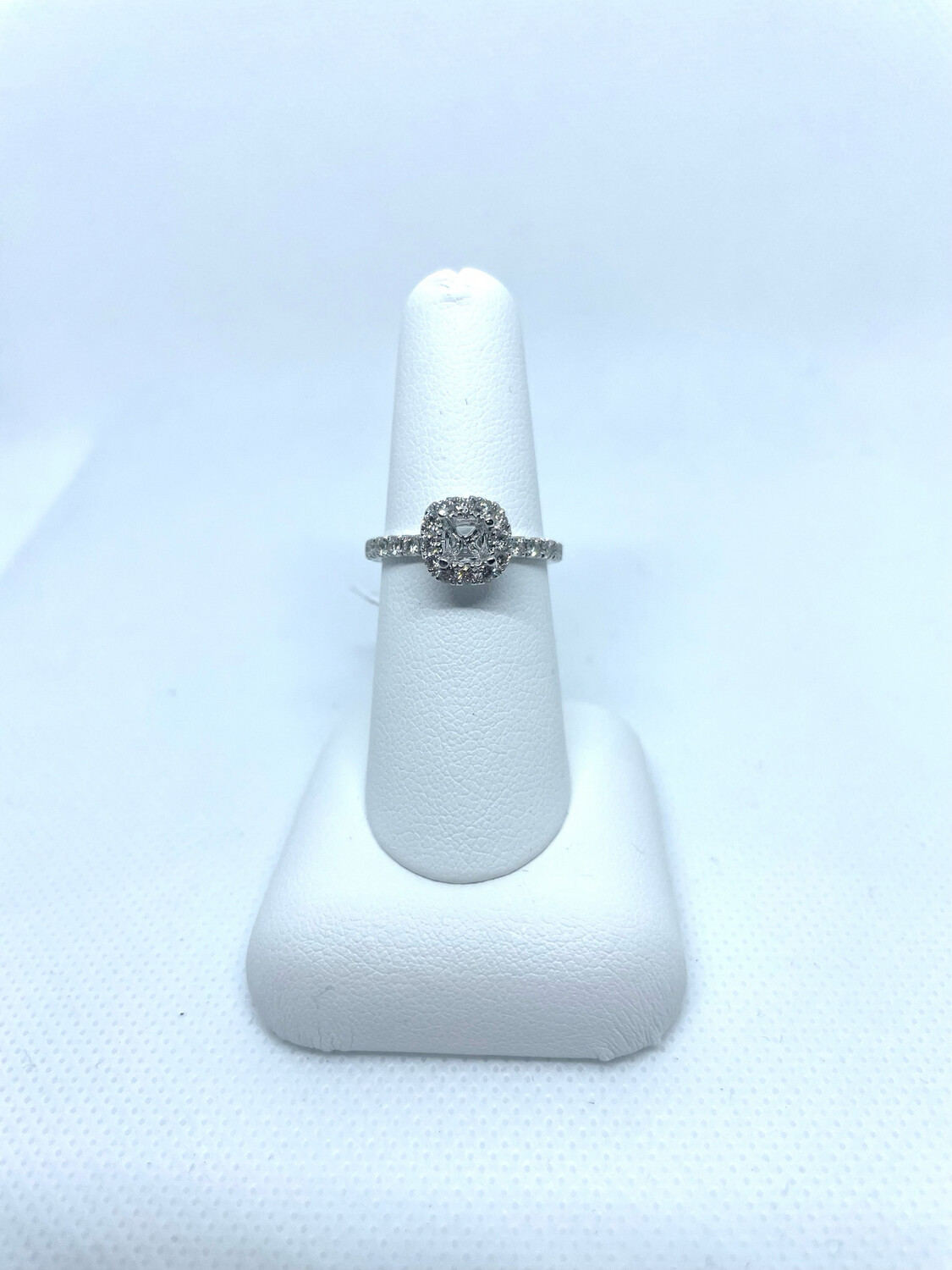 Variety Of Ring Settings
