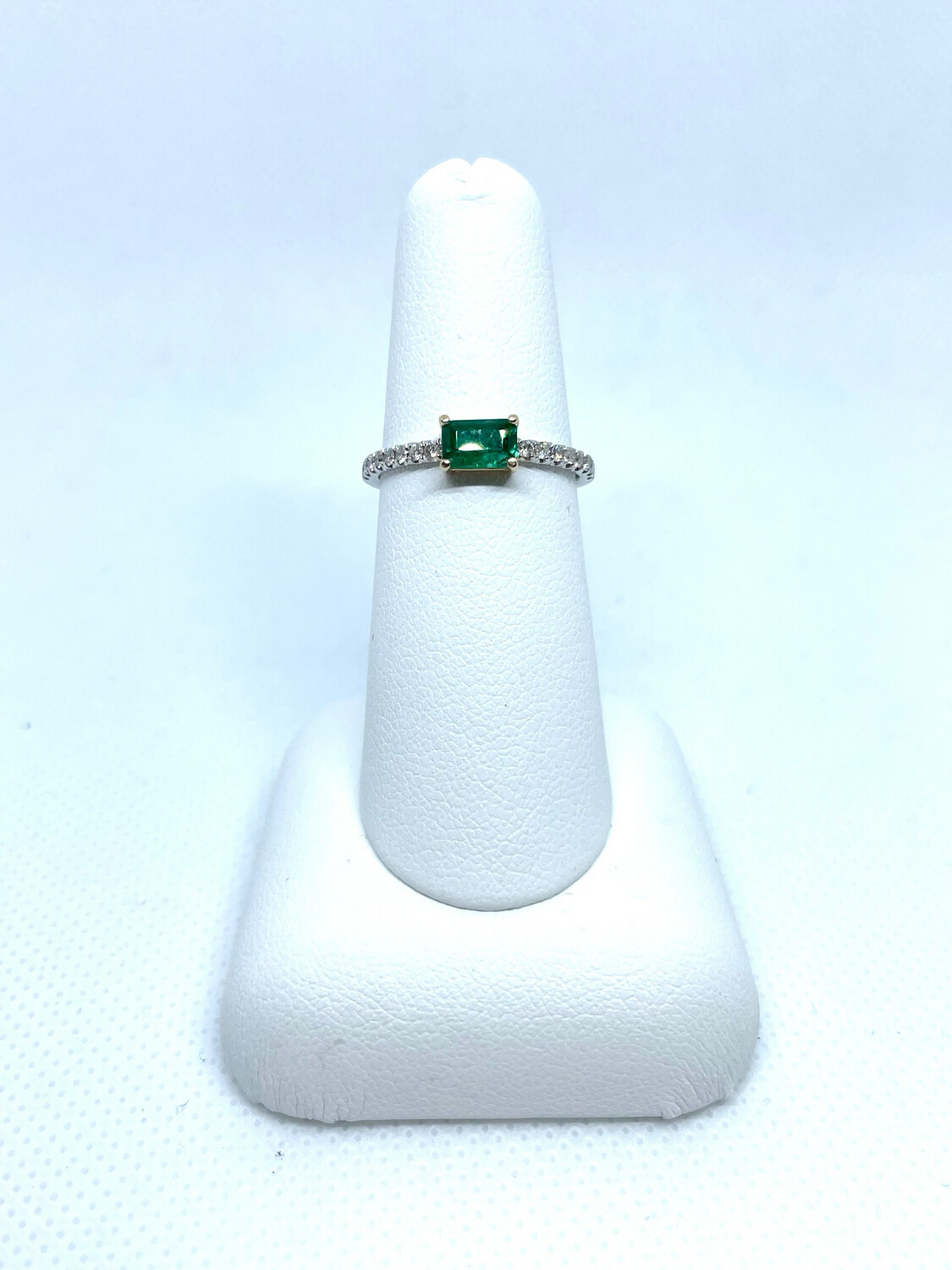 14k Y W Emerald Ring
