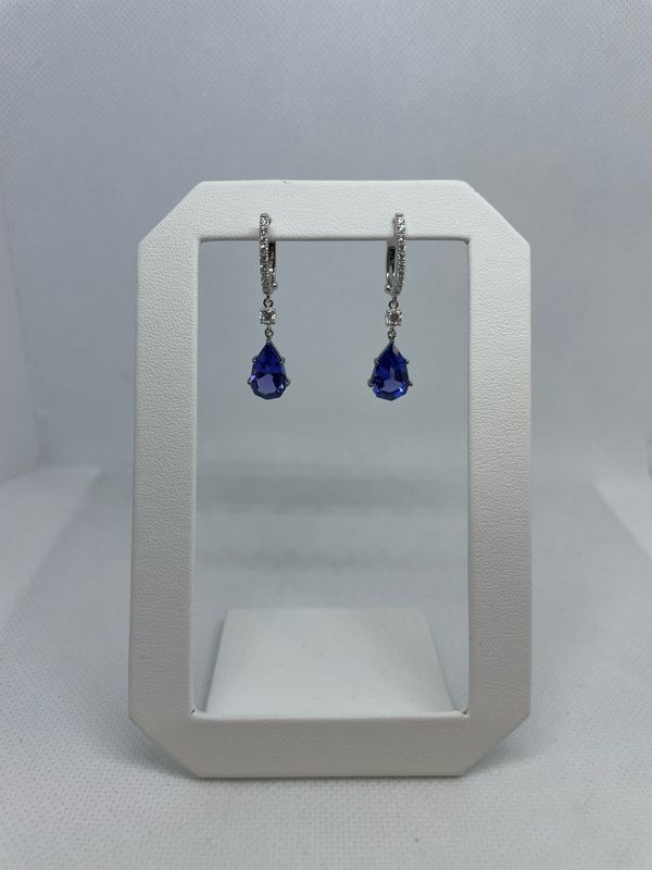 18k WG Tanzanite Earrings