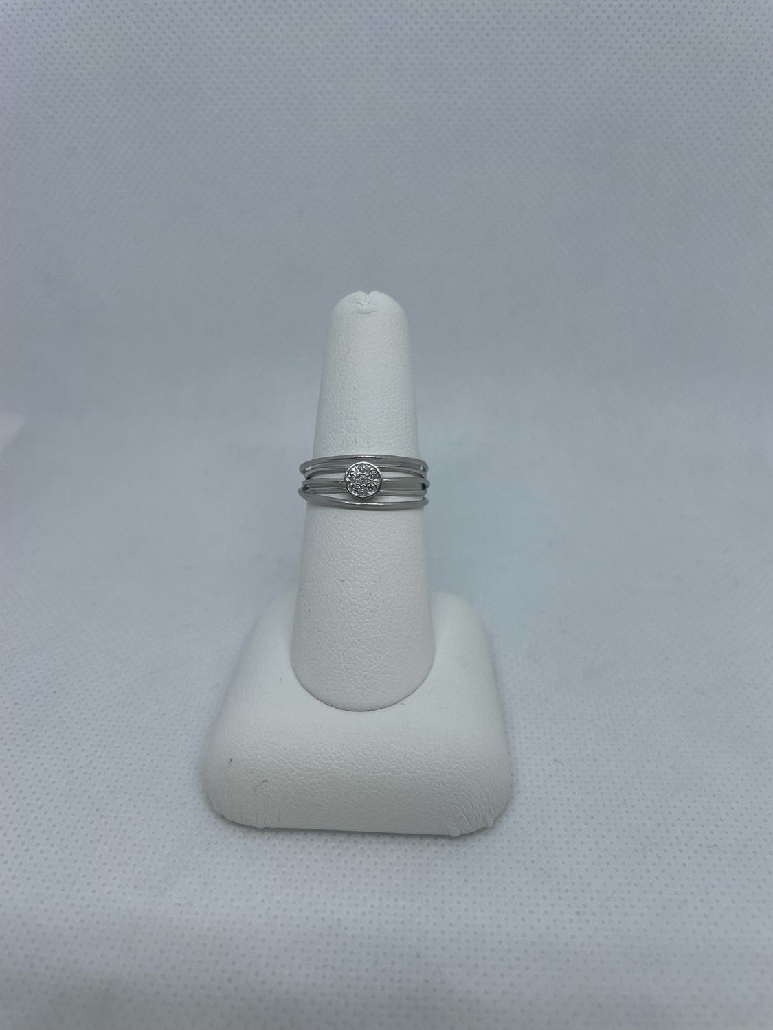 14k WG 0.06 Carat Diamond Ring