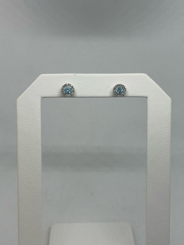 14kw 0.35 Blue Topaz Earrings