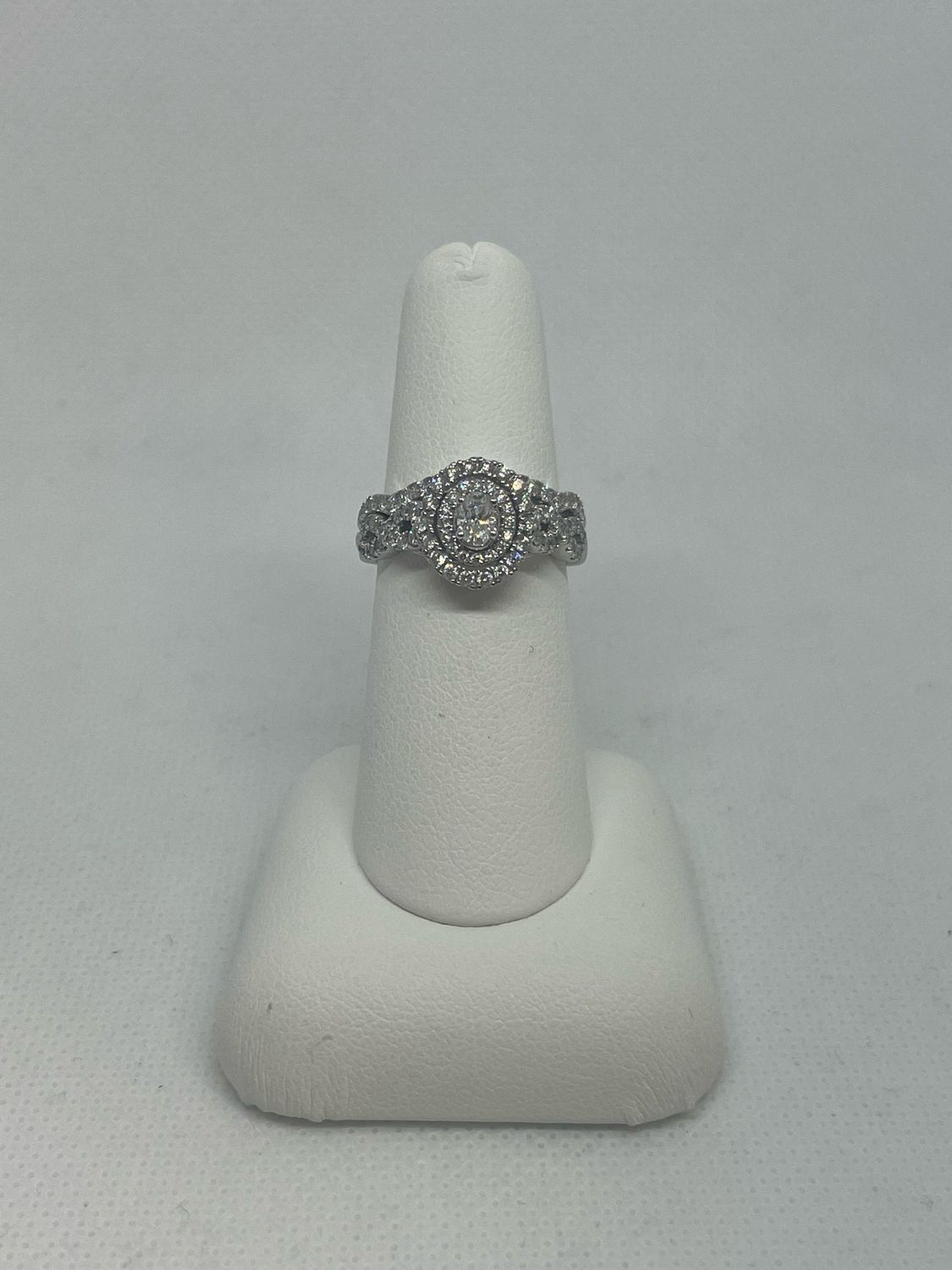14k White Gold 1 Carat Bridal Set