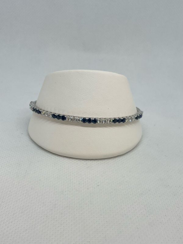 14k White Sapphire And Diamond Bangle