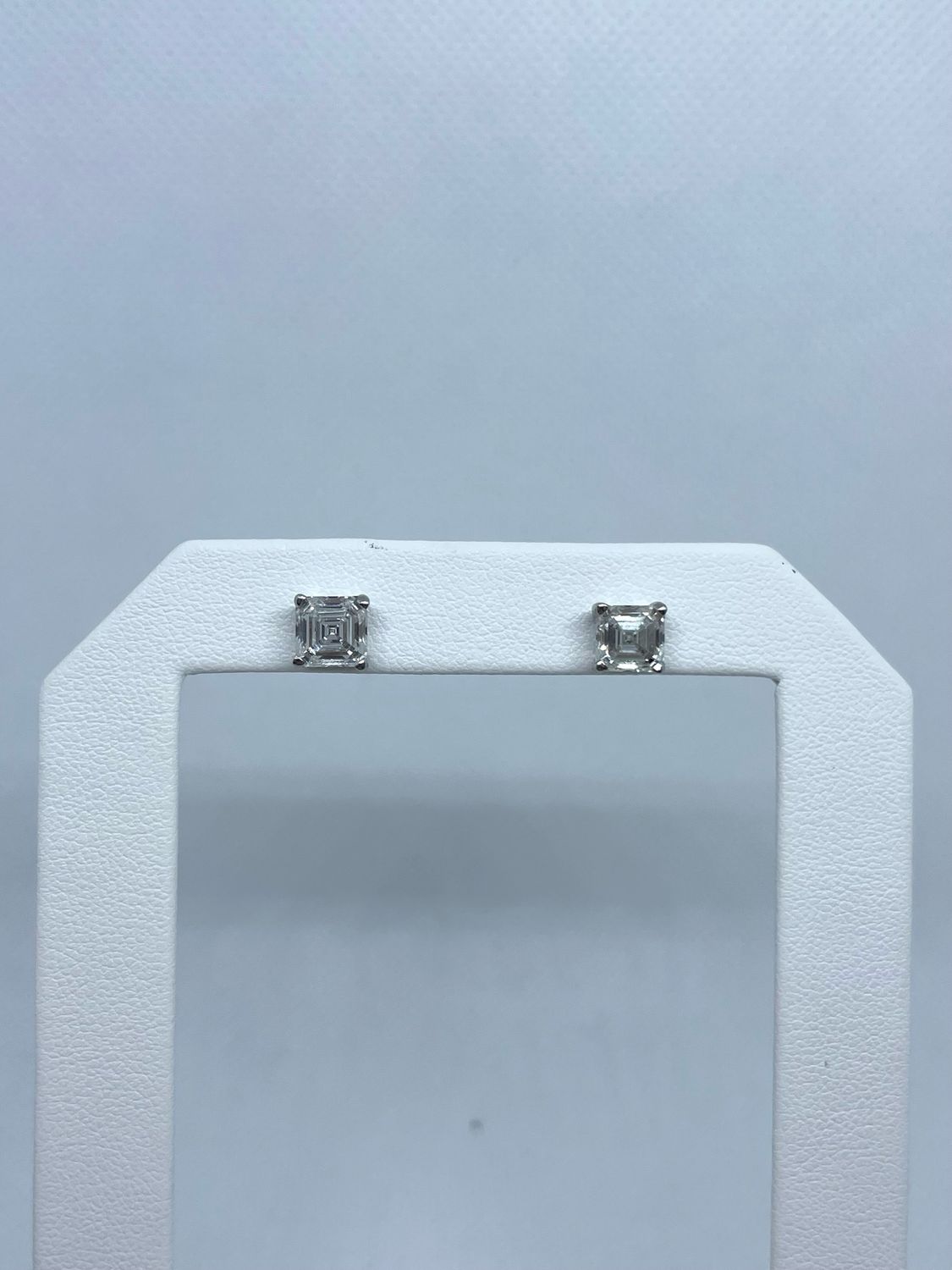 14kt WG 2.42ct FG VS LAB Square Cut Studs