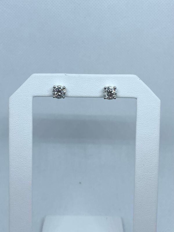 14kt WG 2.01ct F VS LAB Round Studs