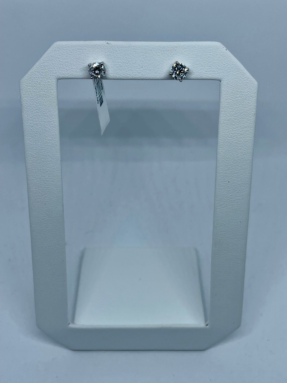 14kt WG 1.02ct F VS LAB Round Cut Studs