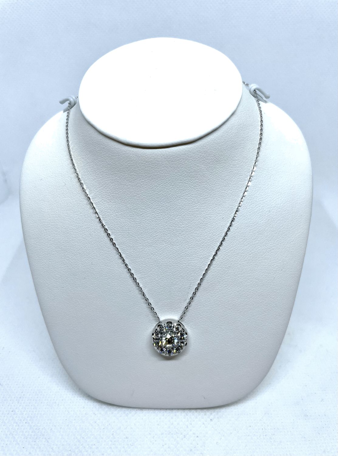 14kt WG 1.25ct LAB Round Cut Cluster Necklace