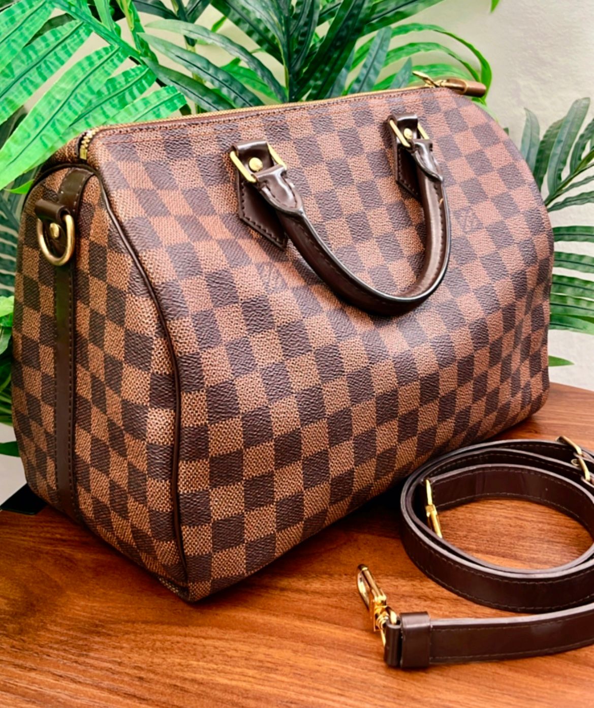 Louis Vuitton Speedy Bandouleière 30