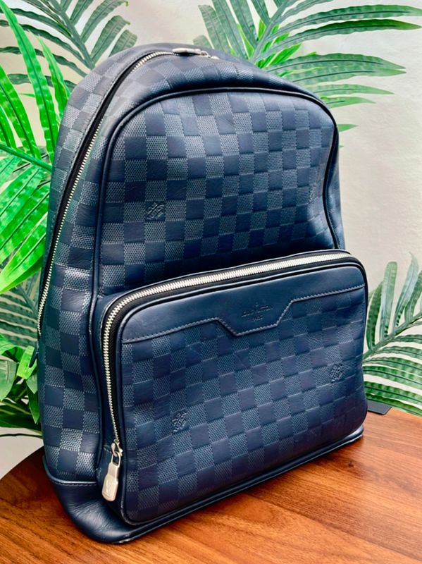 Louis Vuitton Discover Backpack