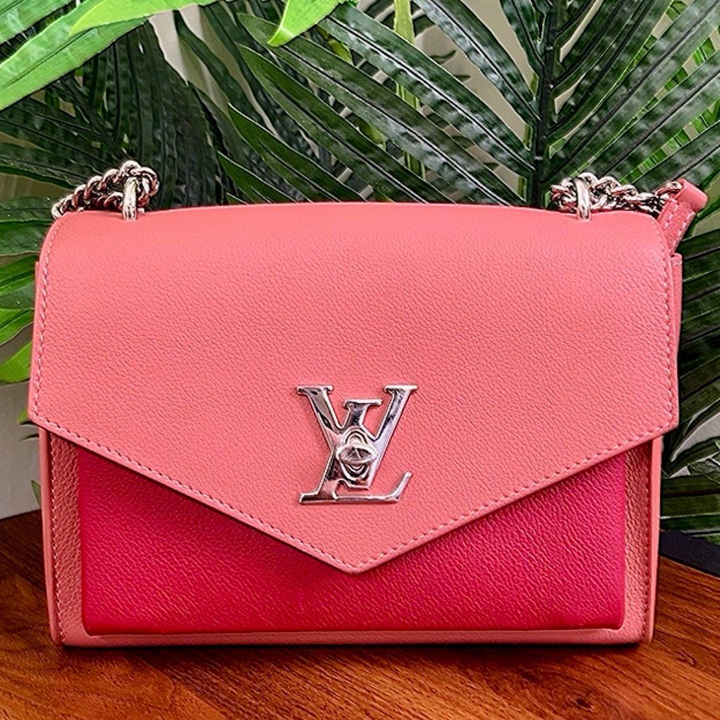 Authentic Louis Vuitton Mylockme Leather Chain Crossbody Bag (LIKE NEW)