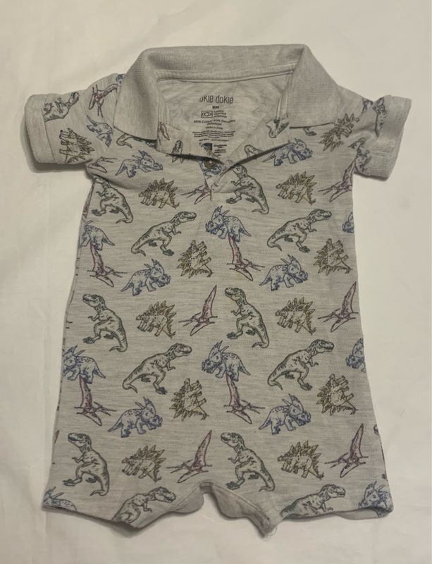 9 month gray romper with dinosaurs used