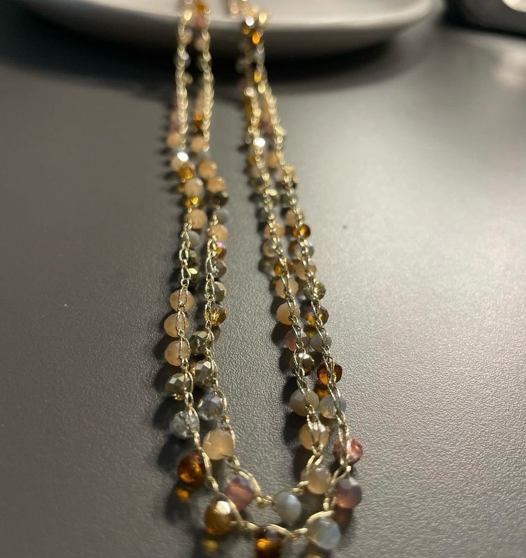 Collana lunga 1 metro con piccoli cristalli