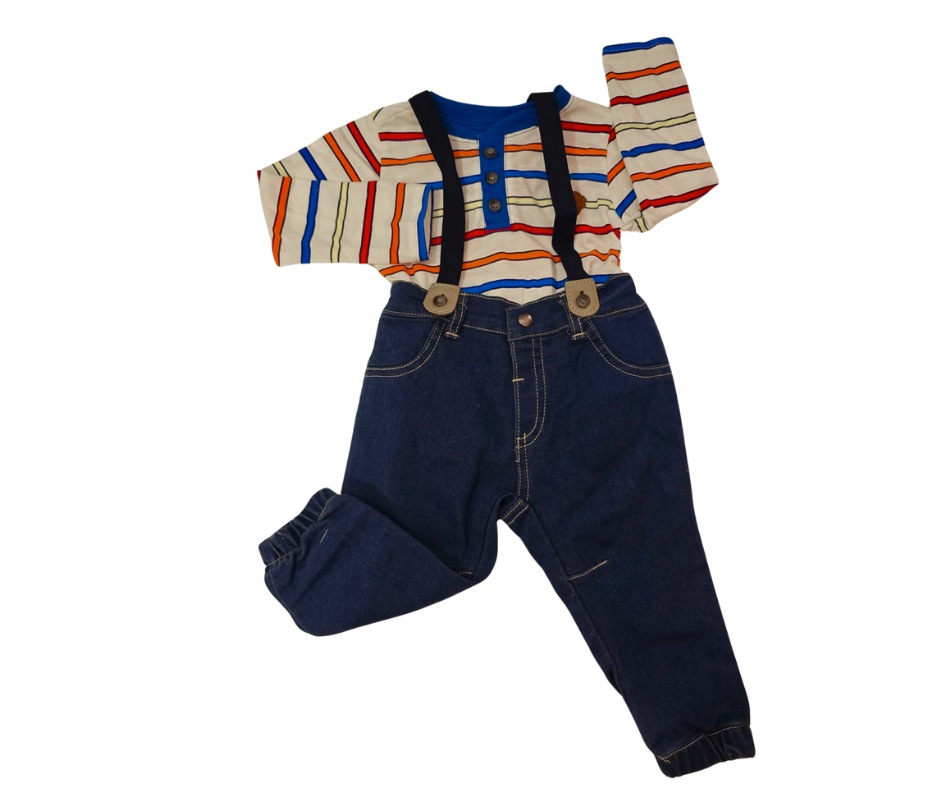 Conjunto con tirantes disponible (3-6 meses 6-9 Meses, 9-12 Meses)