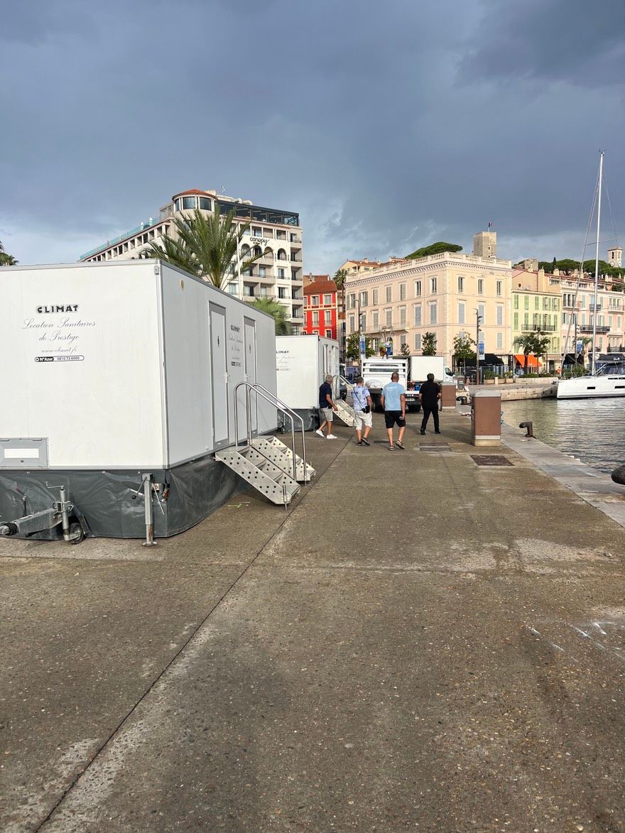 Caravane Millénium (300/350 pers.)