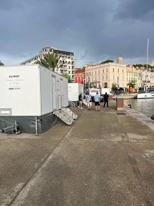 Caravane Millénium (300/350 pers.)