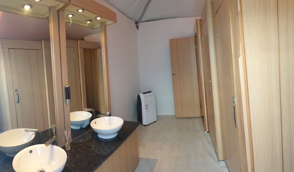 Sanitaires luxe bois - chêne Sanitaires luxe bois - chêne