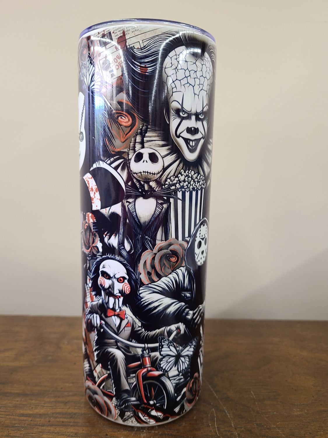Halloween 20oz tumbler with IT on it