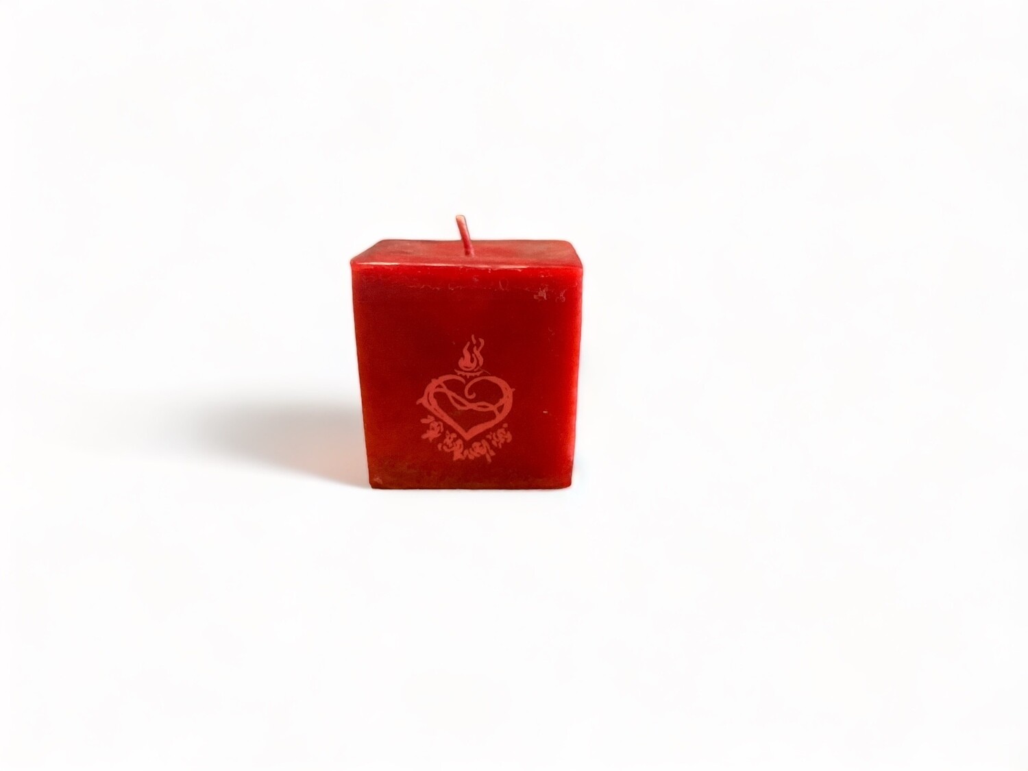 Image of the Eternal Love cube votive candle with Fuji &amp; Passion Fruit fragrance. Crafted from food-grade ingredients and vegetable waxes, featuring a lead-free wick and offering up to 20 hours of burn time.