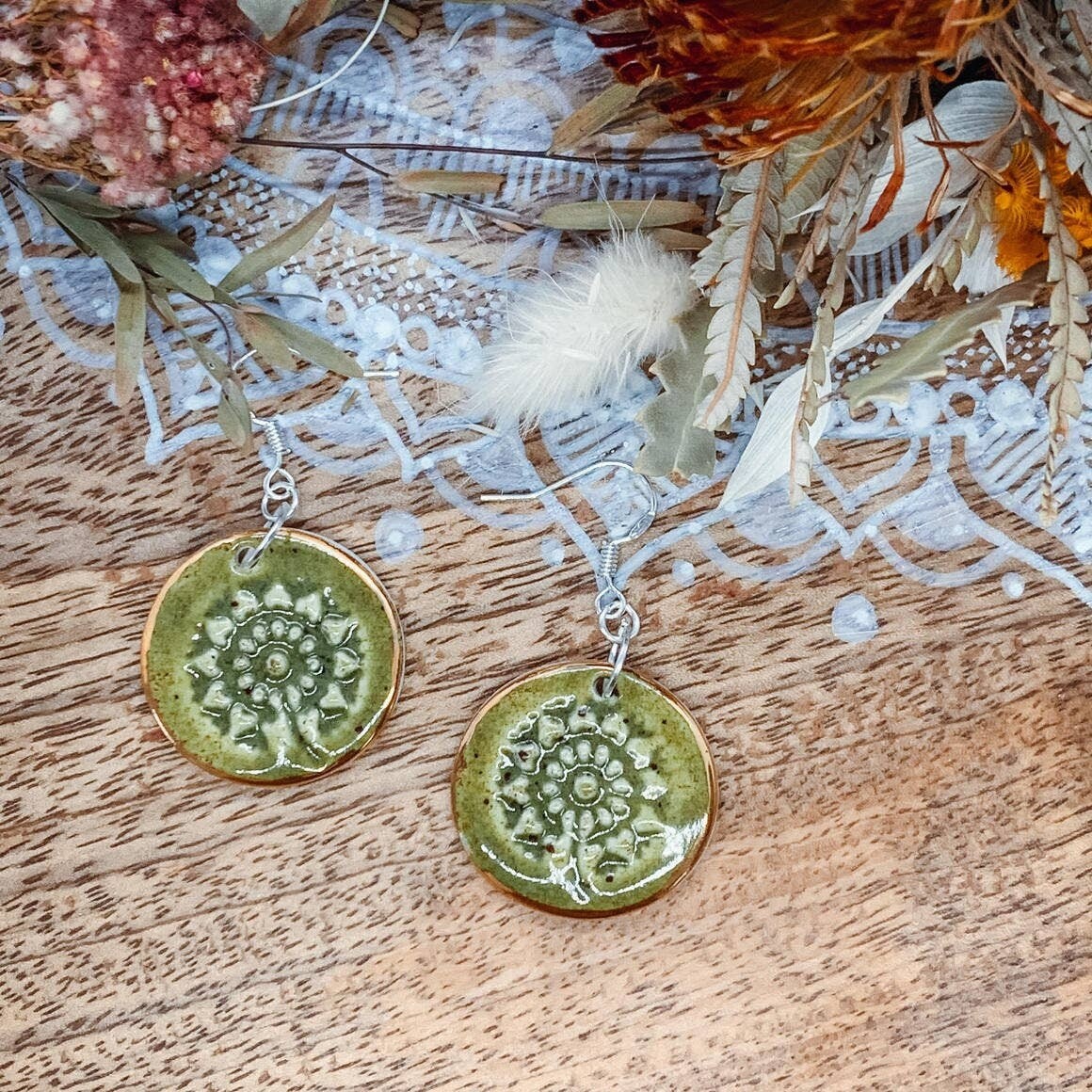 Viola earrings
