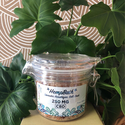 Bath Lavender Himalayan Salt Soak