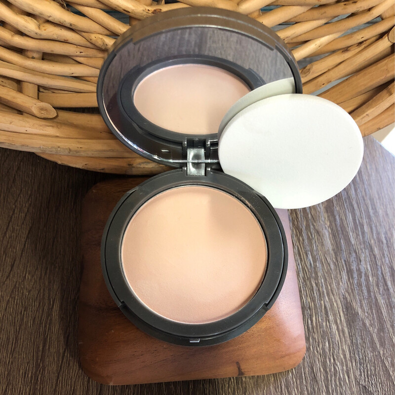 Mirabella Pure Press Foundation I