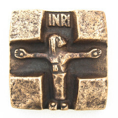 Rex et Redemptor Crucifix