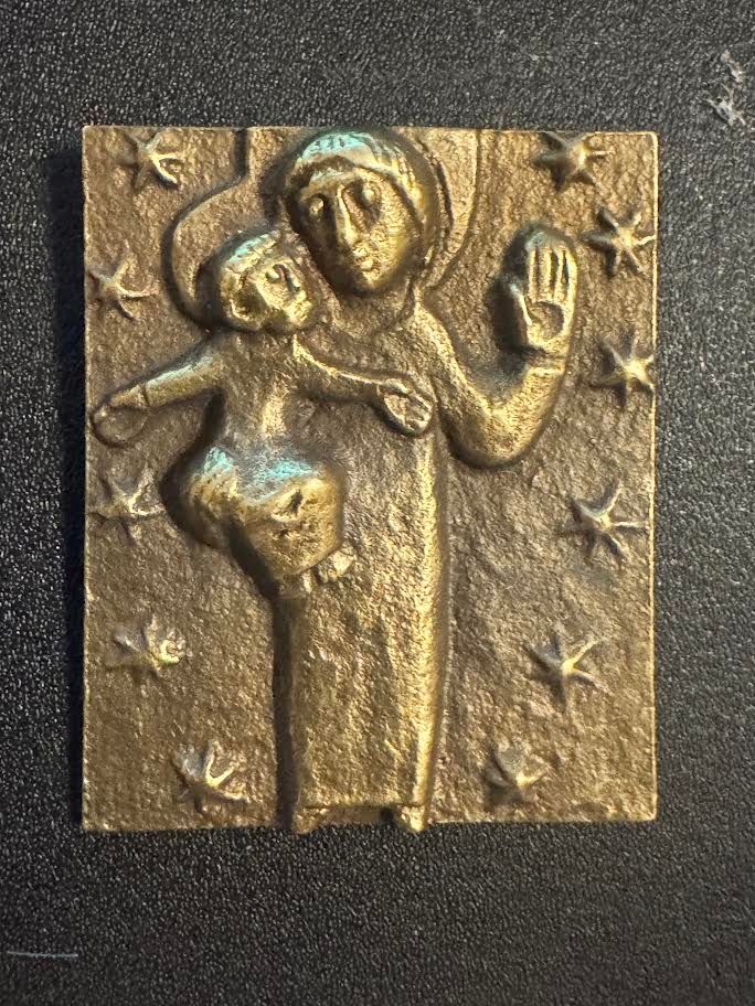 Rare olf Madonna and child bronze
