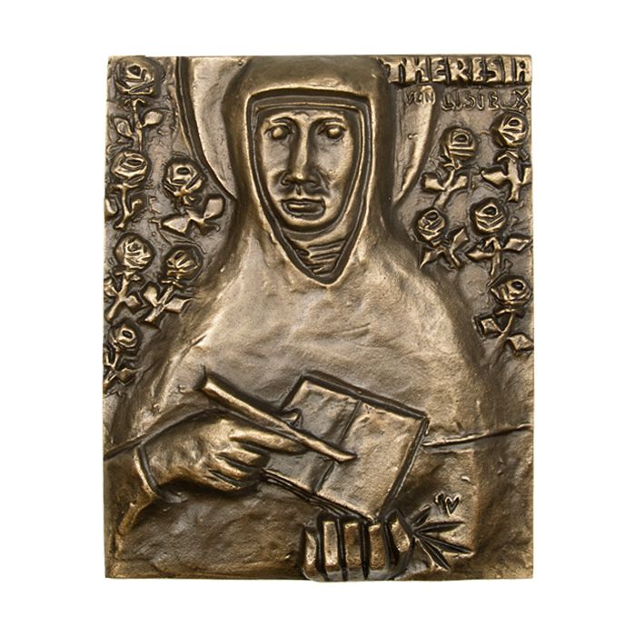 St. Thérèse    1.85" × 1.97" (4.7 × 5 cm)
