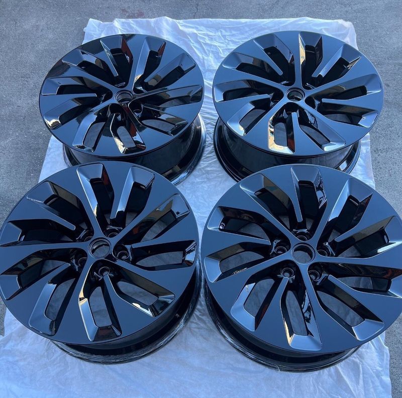 Infiniti Q60 Red Sport 20" Staggered Sport Wheels – Dark Metallic