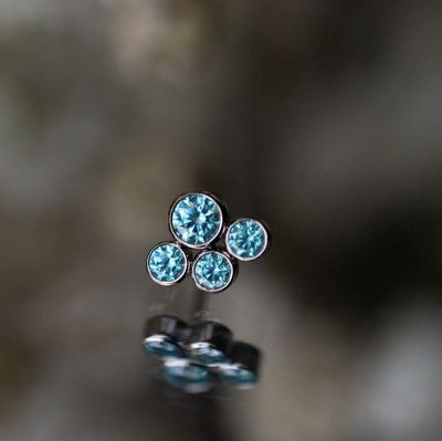 Threadless Titanium Gem Cluster - Quartet - 2mm &amp; 1.5mm Gems