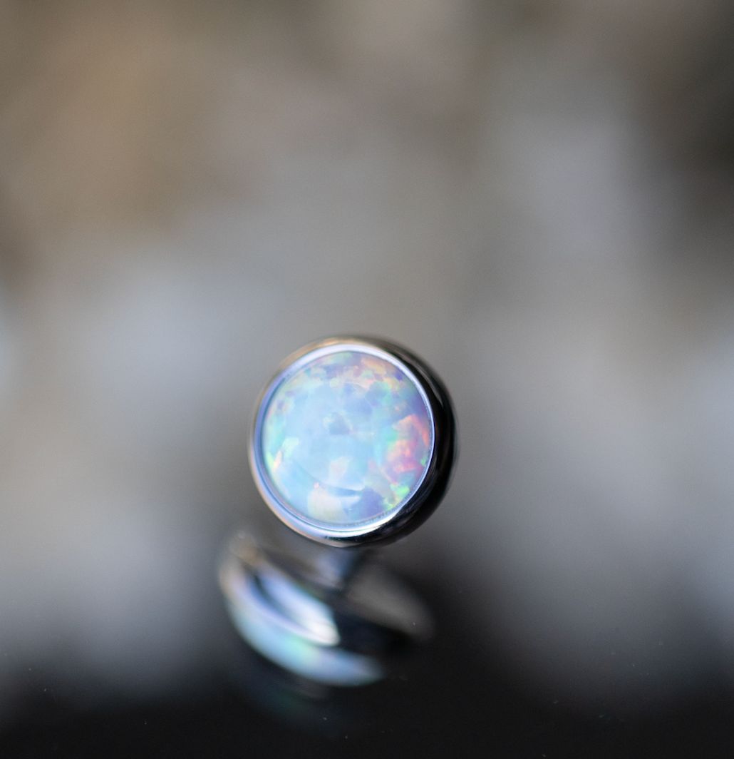 Titanium Threaded Bezel Set Cabochon, Diameter: 4mm, Gauge: 14/12ga, Gem: White Opal