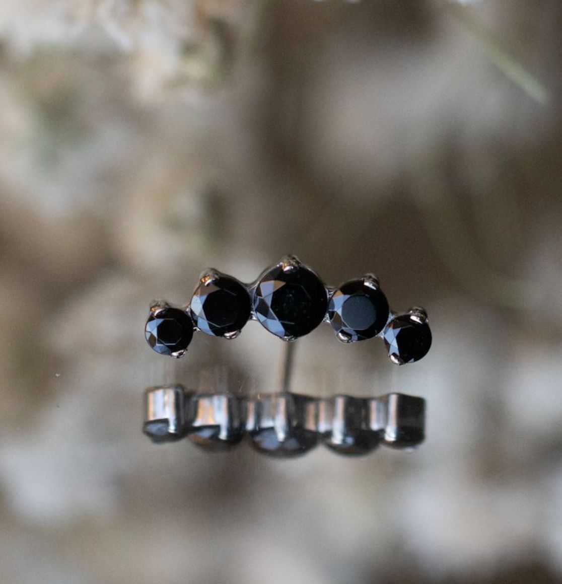 Titanium Threadless Prium, Gem: Black CZ