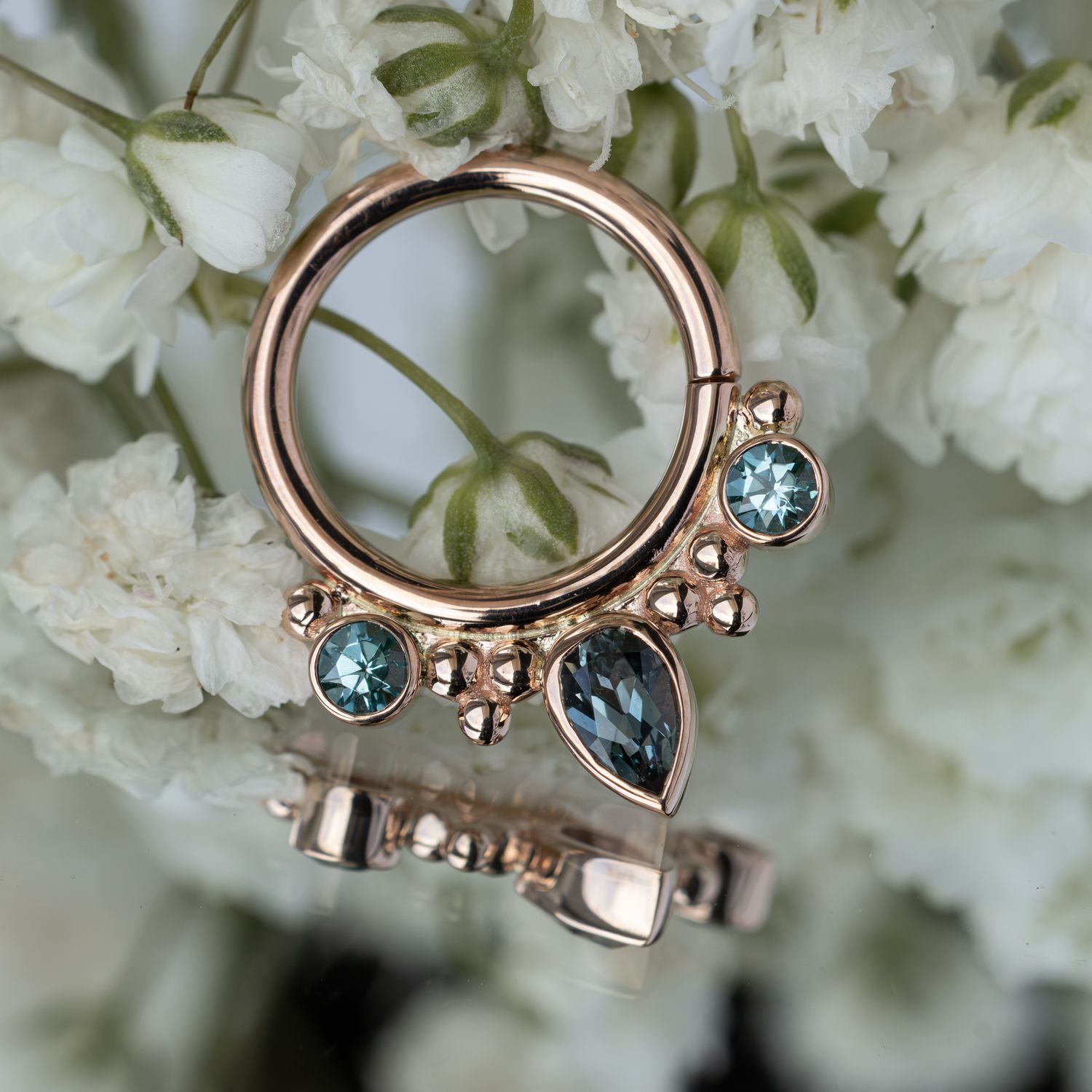 Eden Pear Seam Ring, Gem: Faceted Rainbow Moonstone, Material: YG, Size: 16ga 3/8in