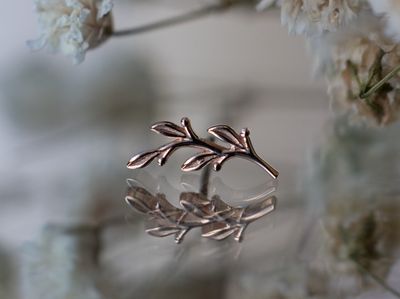 Threadless Tiny Amity - 7x2.5mm