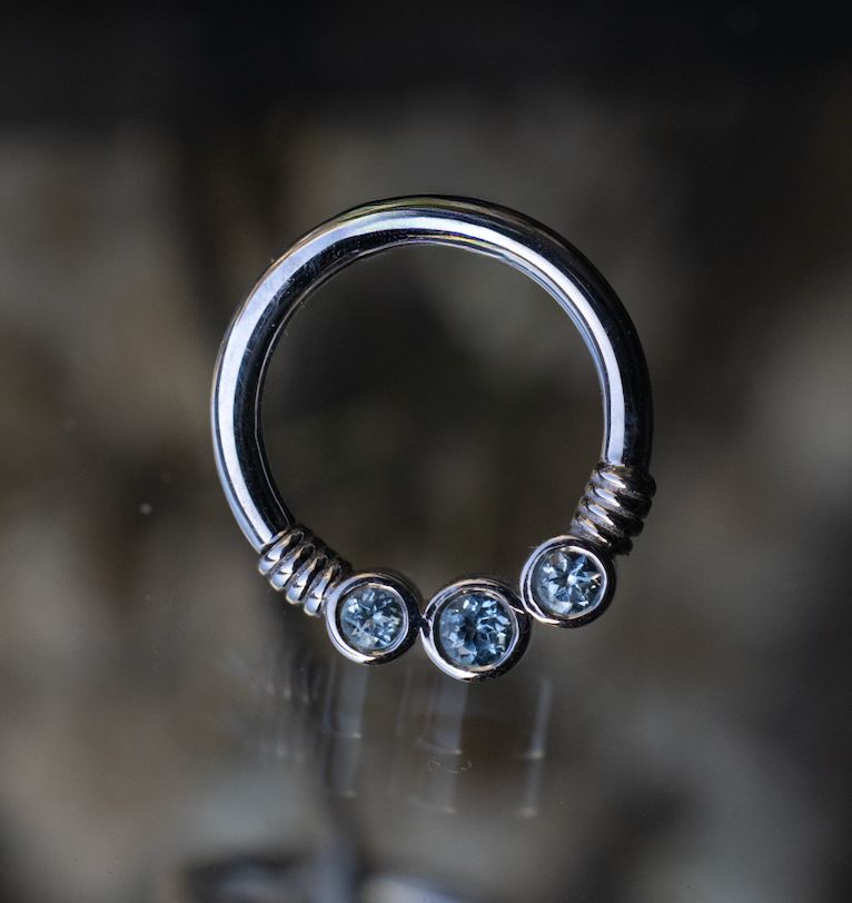 Faraway Seam Ring, Gem: Swiss Blue Topaz, Material: WG, Size: 16ga 5/16in