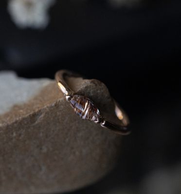 Marquise Prong Fixed Ring - 4x2mm Gem