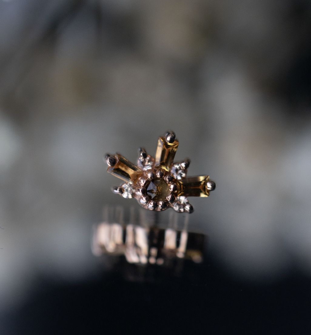 18/16ga Threaded Half Elaine - 7mm, Gem: Citrine, Champagne Sapphire &amp; Rose Cut Citrine, Material: RG