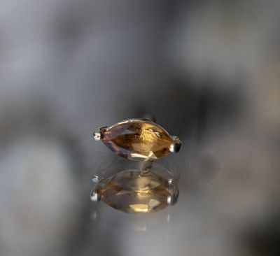 Threadless Marquise V-Prong