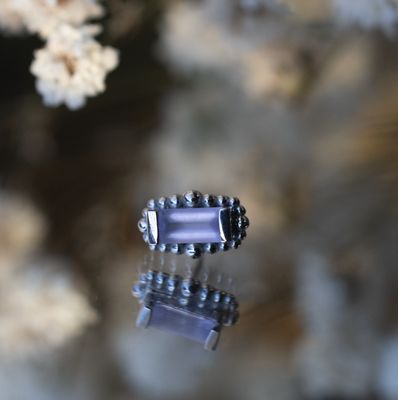 Threadless Beaded Baguette - 4x2mm