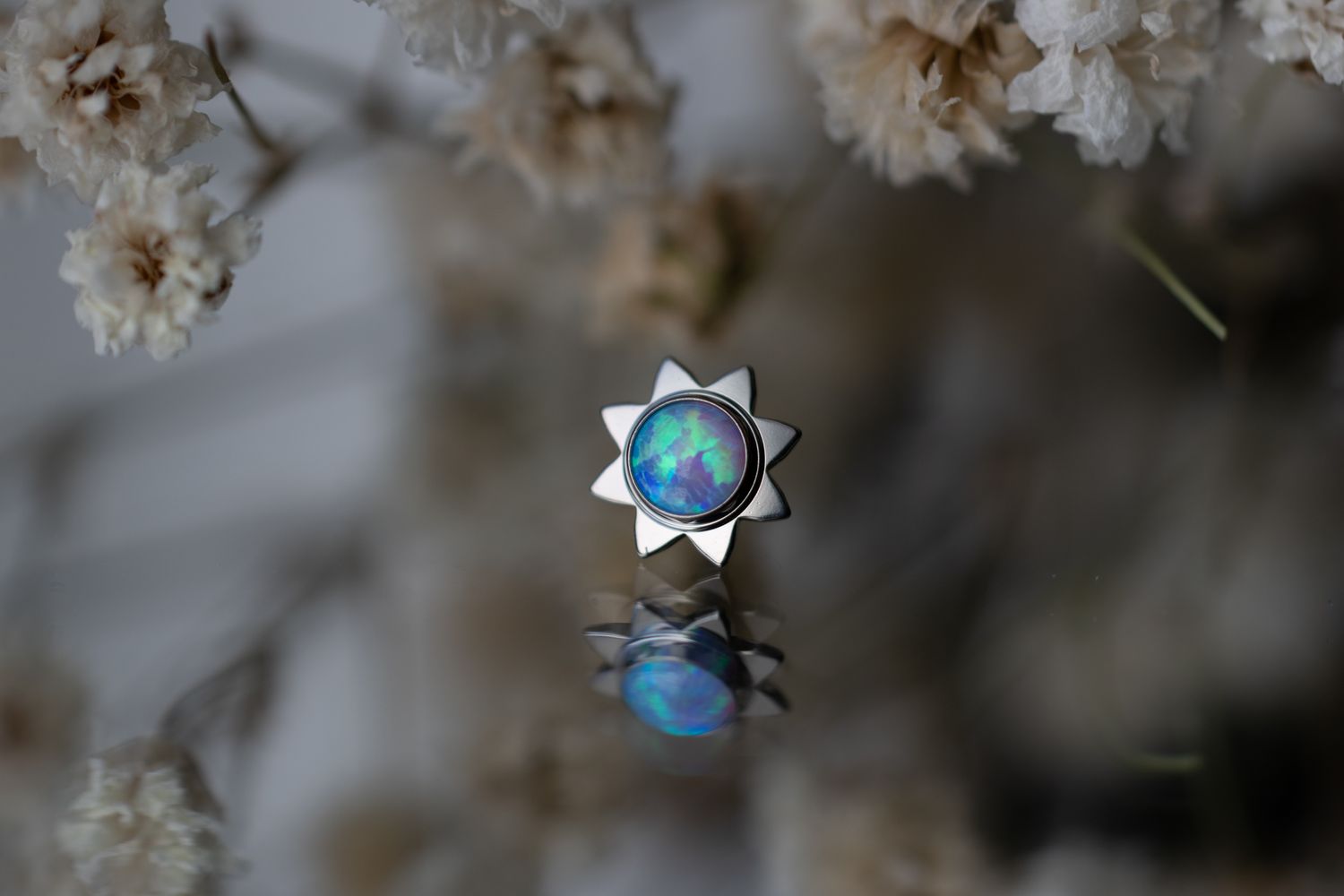 Titanium Threadless Sun with Bezel - 3mm Gem, Gem: Light Blue Opal