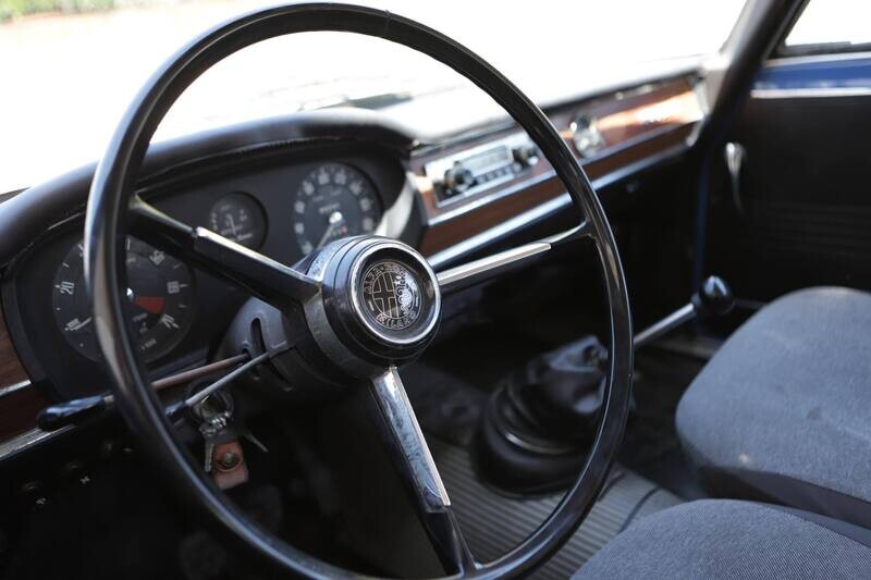 ALFA ROMEO GIULIA POLIZIA EPOCA