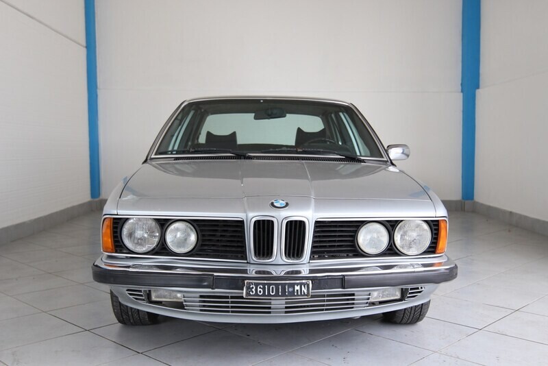BMW 728 GRIGIO CHIARO