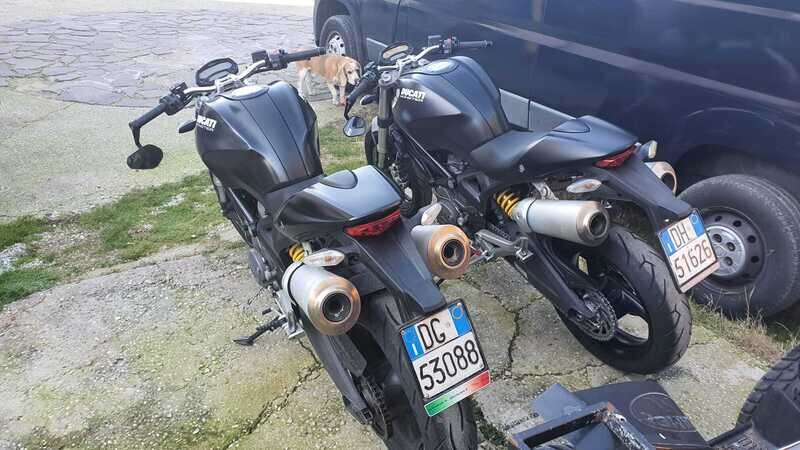 DUCATI MONSTER