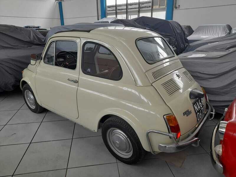 FIAT 500 BEIGE