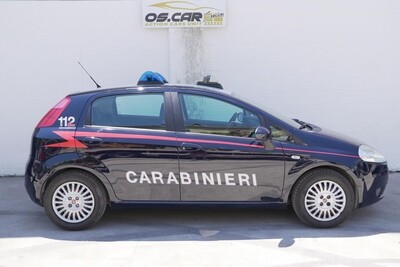 FIAT GRANDE PUNTO CARABINIERI
