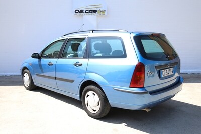 FORD FOCUS SW AZZURRA