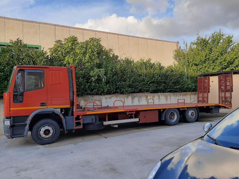 IVECO 150E27 CARRELLONE